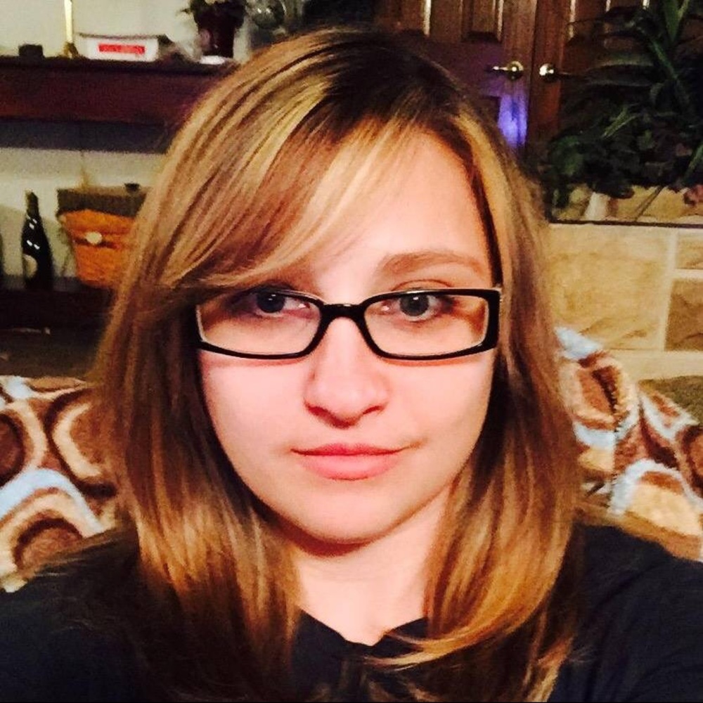 Meet your Posher, Liz